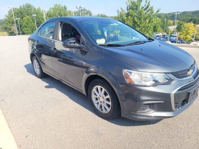 2017 CHEVROLET Sonic