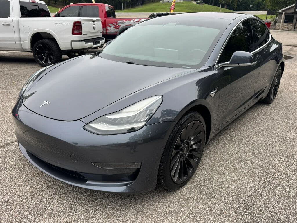 2018 TESLA Model 3