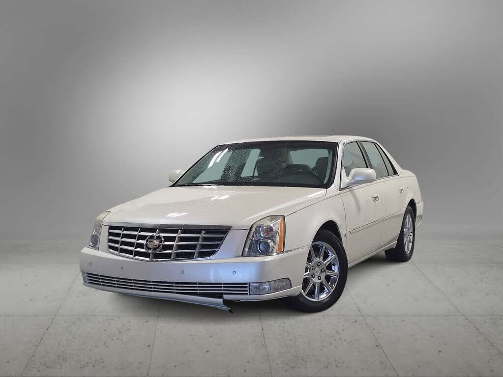 2010 CADILLAC DTS