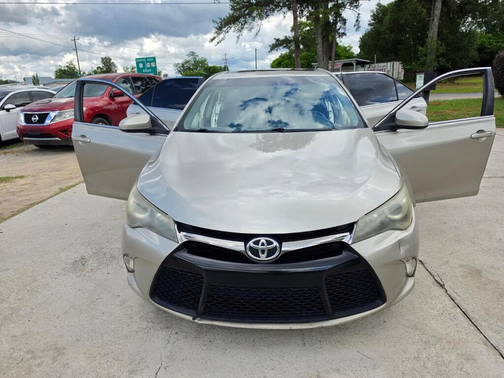 2015 TOYOTA Camry