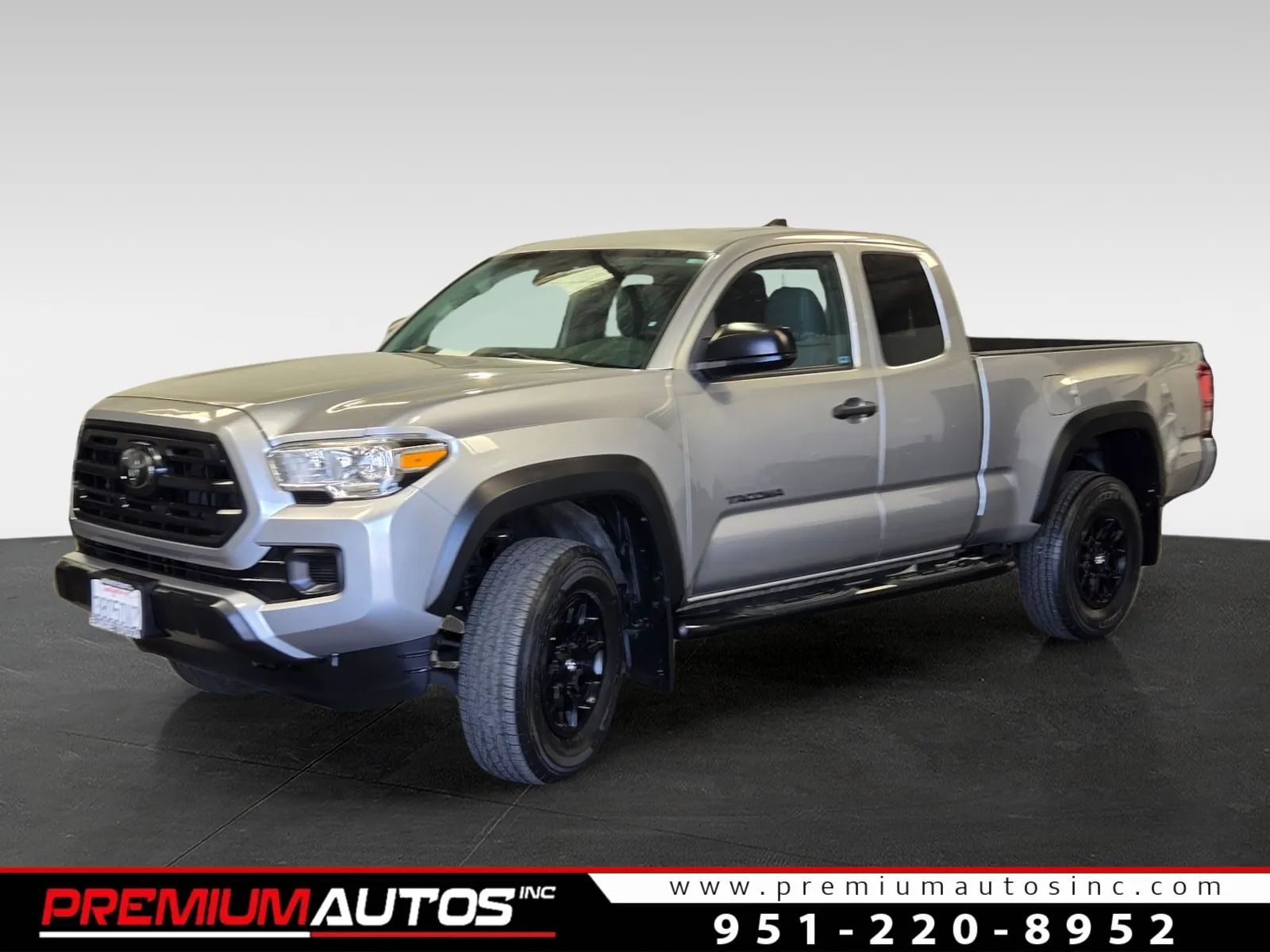 2019 TOYOTA Tacoma