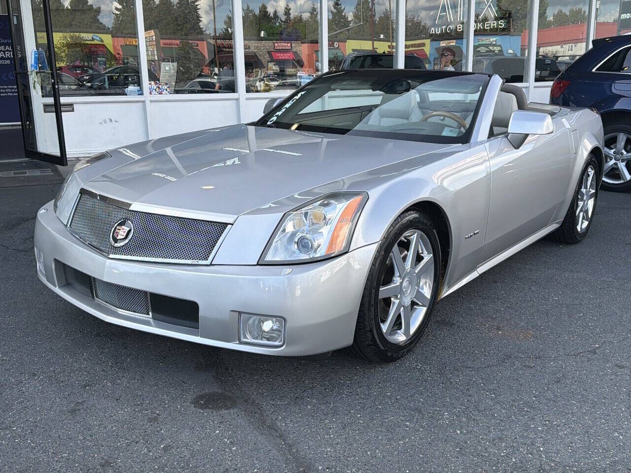 2004 CADILLAC XLR