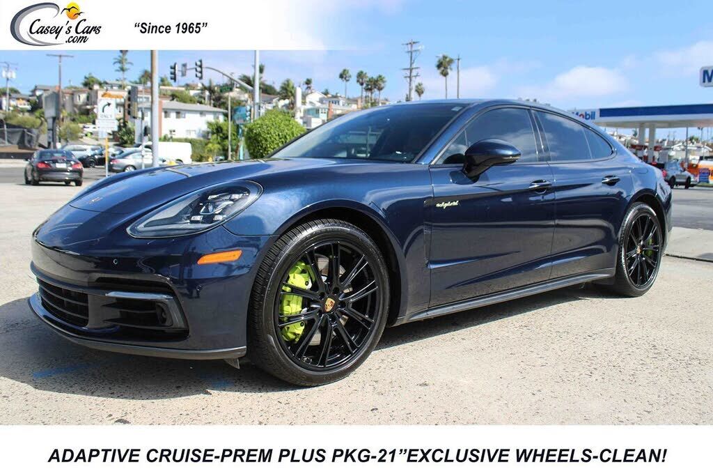 2020 PORSCHE Panamera