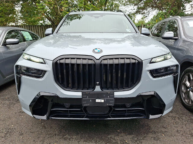 2024 BMW X7