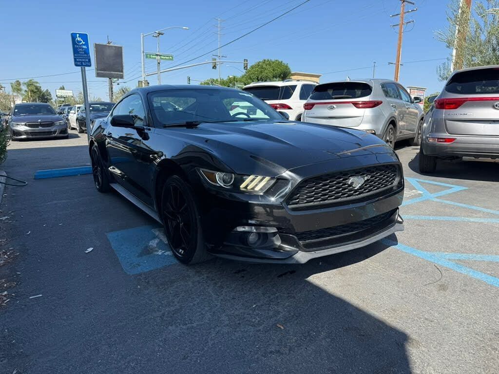 2016 FORD Mustang