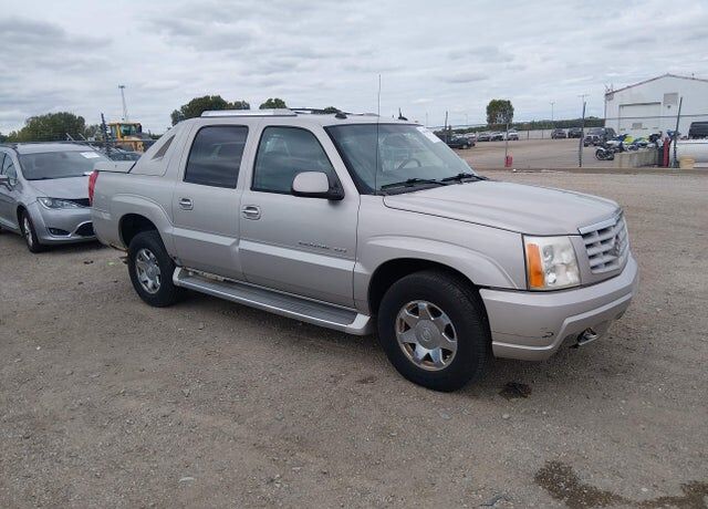 2005 CADILLAC Escalade
