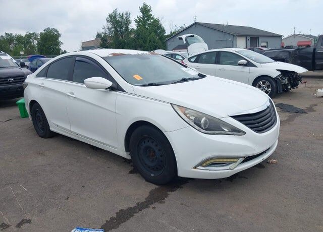 2011 HYUNDAI Sonata