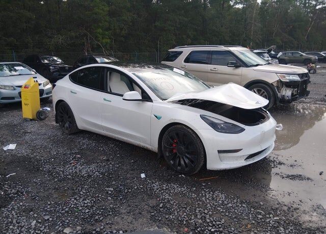 2023 TESLA Model 3