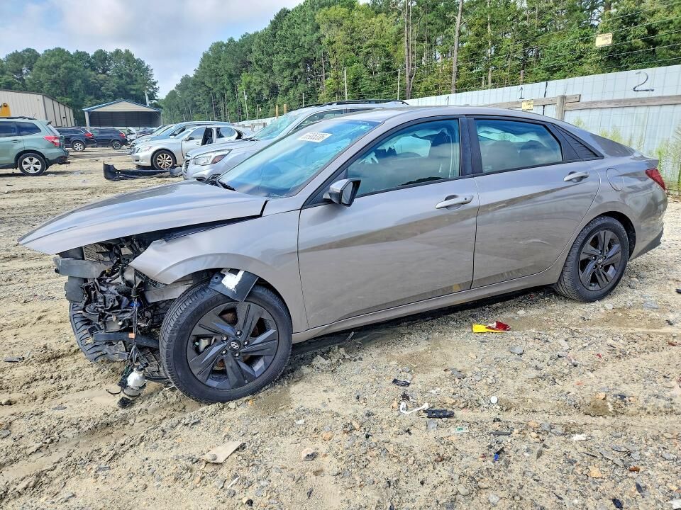 2021 HYUNDAI Elantra