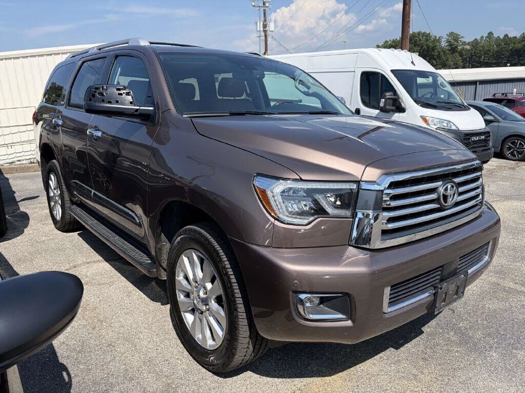 2018 TOYOTA Sequoia
