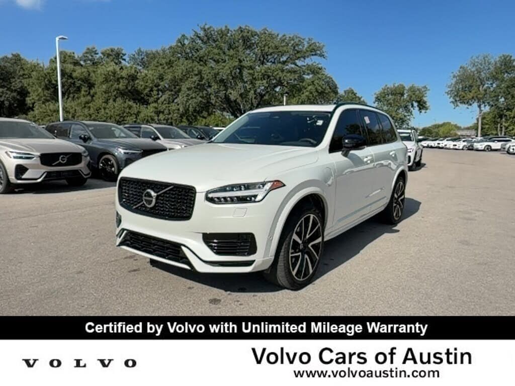 2023 VOLVO XC90