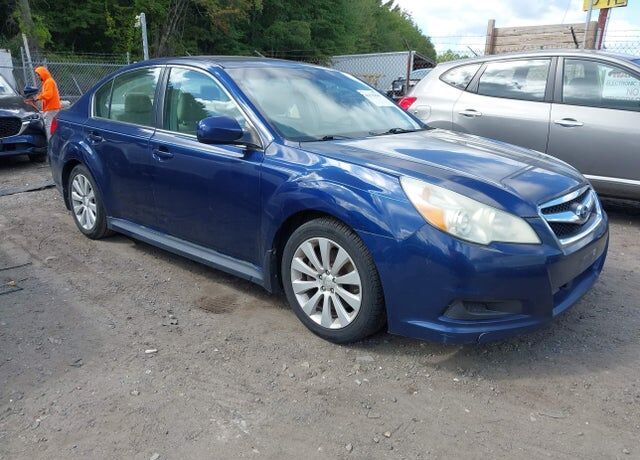 2010 SUBARU Legacy