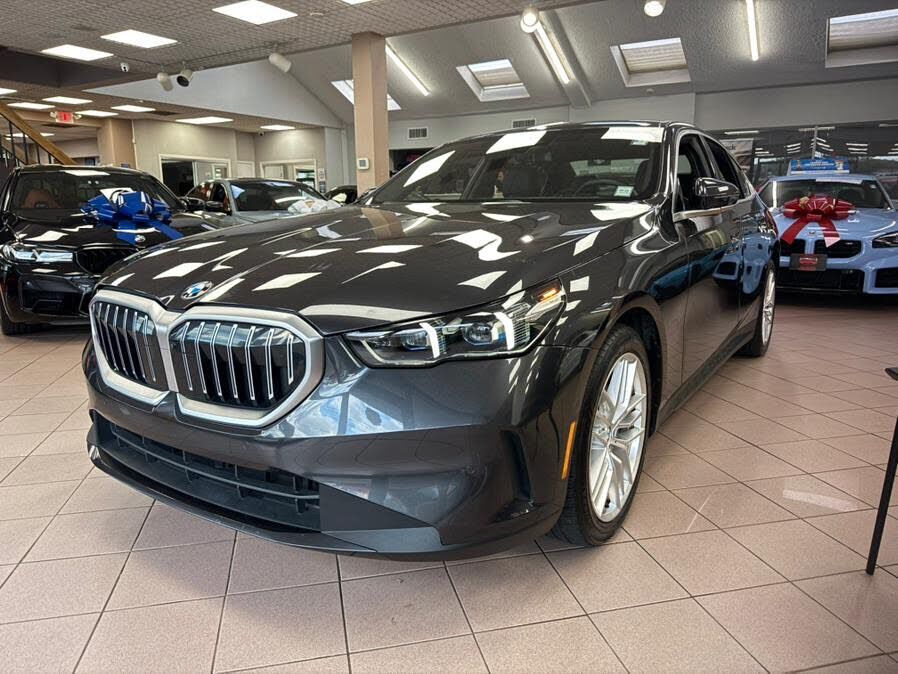 2024 BMW 530i