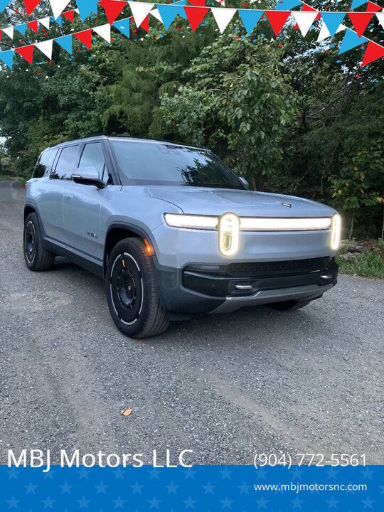 2025 RIVIAN R1S