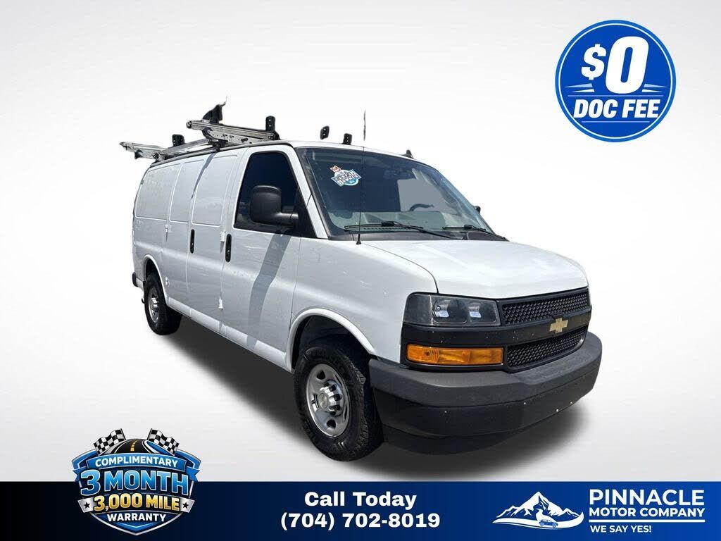 2022 CHEVROLET Express