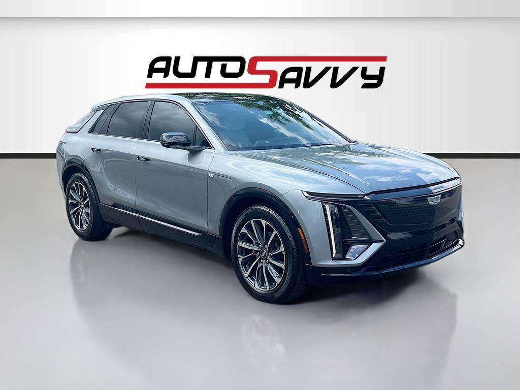 2025 CADILLAC Lyriq