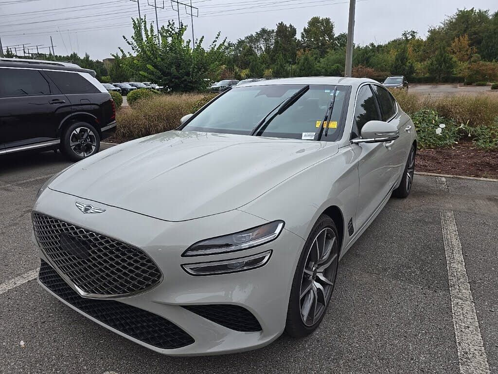 2025 GENESIS G70