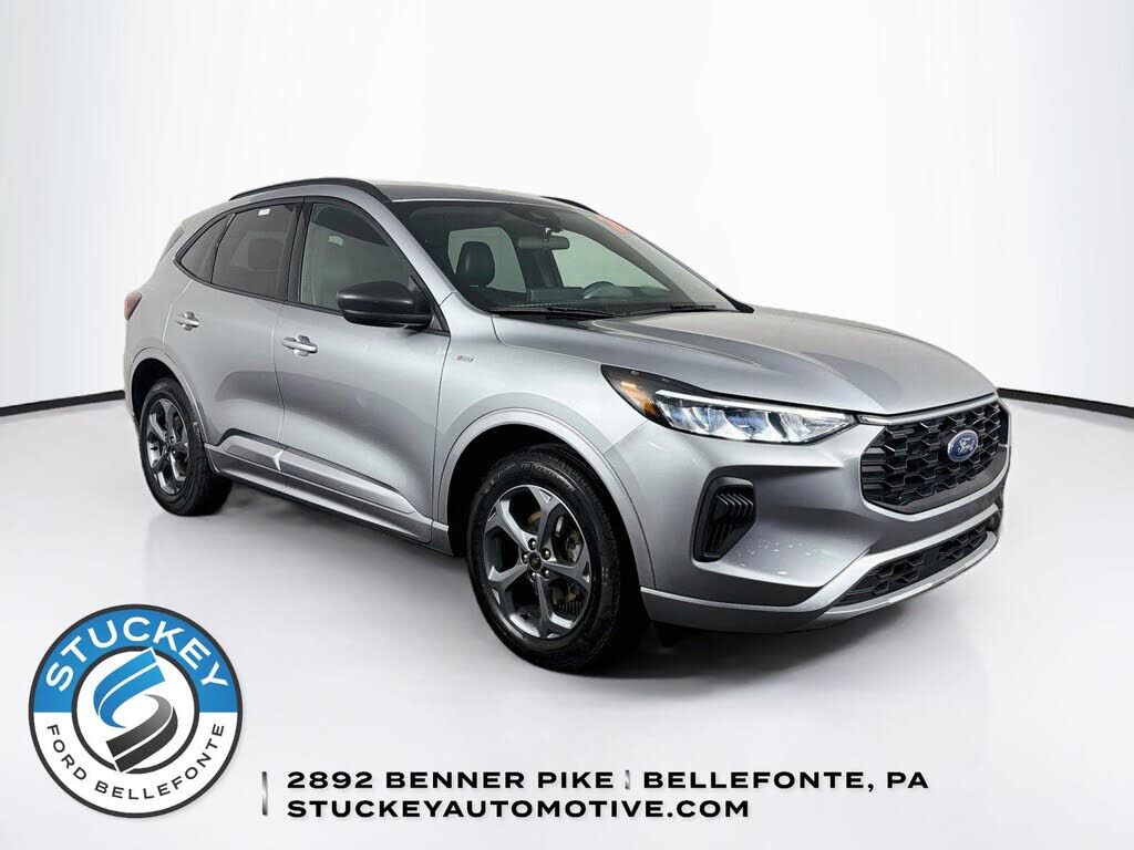 2024 FORD Escape