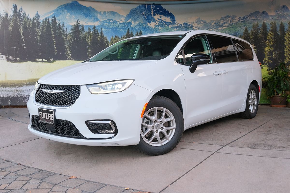 2024 CHRYSLER Pacifica