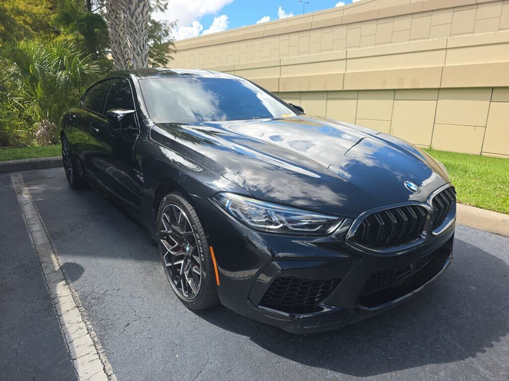 2024 BMW M8