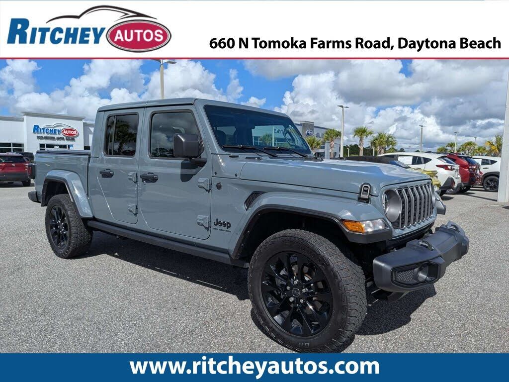 2025 JEEP Gladiator