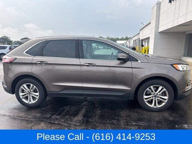 2019 FORD Edge