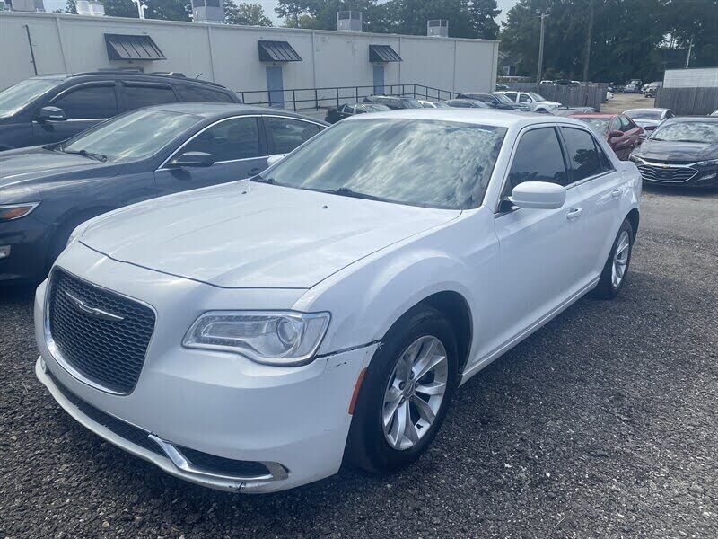 2015 CHRYSLER 300