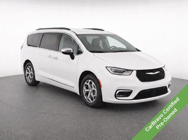 2023 CHRYSLER Pacifica