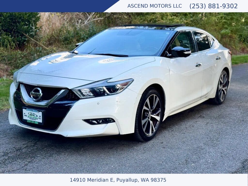 2017 NISSAN Maxima