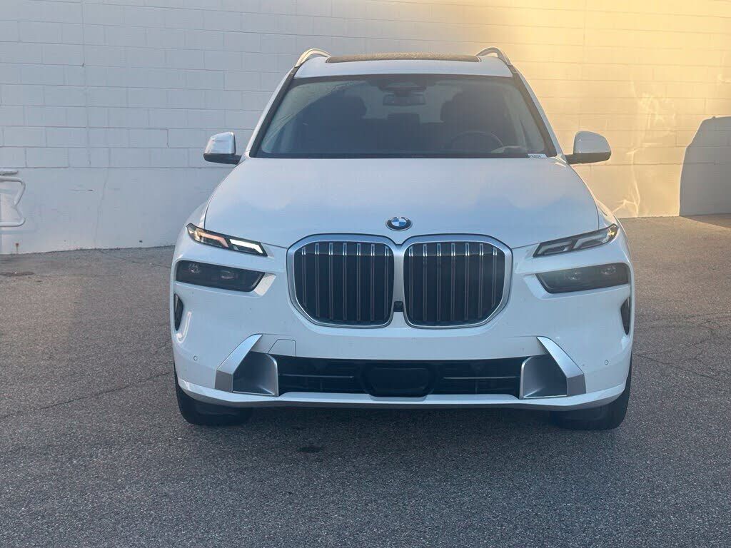 2024 BMW X7