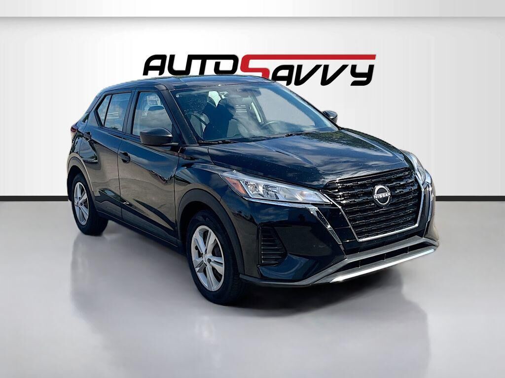 2022 NISSAN Kicks