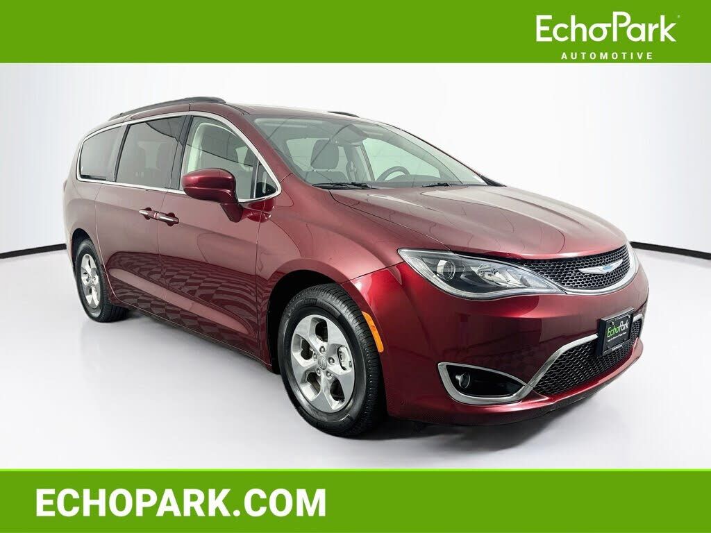 2020 CHRYSLER Pacifica