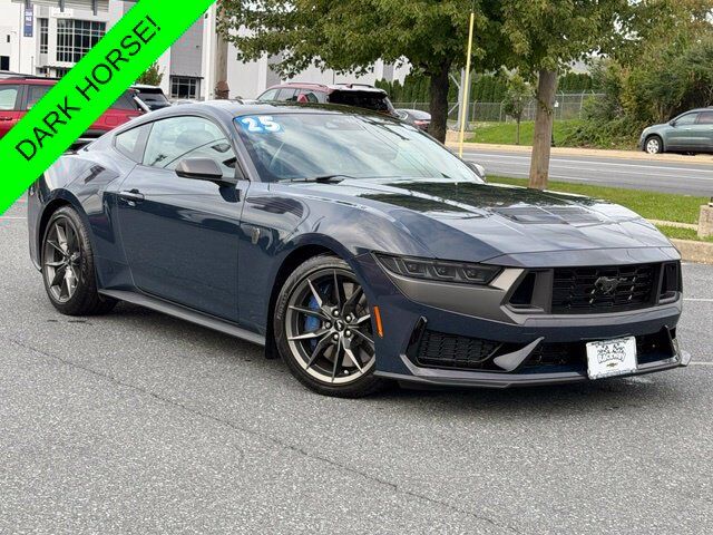 2025 FORD Mustang