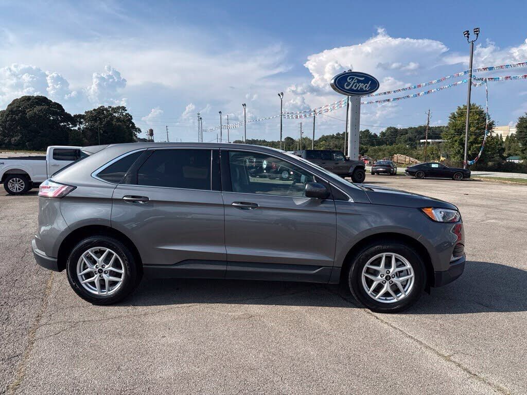 2024 FORD Edge
