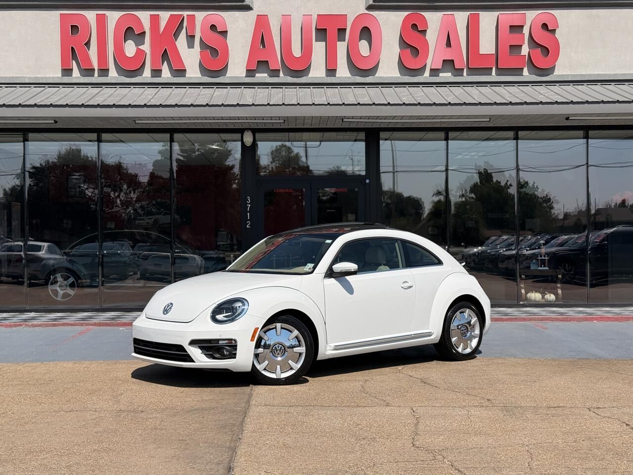 2018 VOLKSWAGEN Beetle