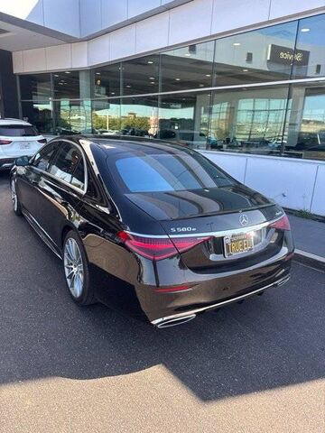 2023 Mercedes-Benz S-Class