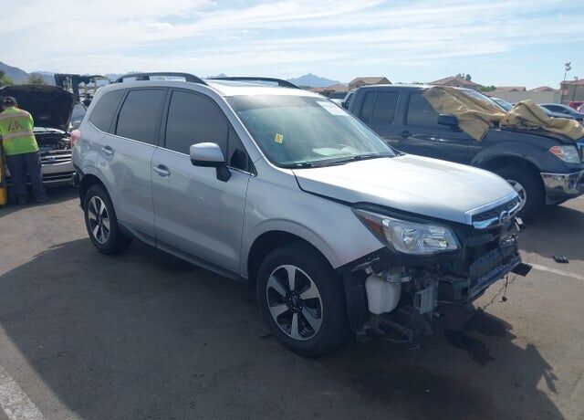 2018 SUBARU Forester
