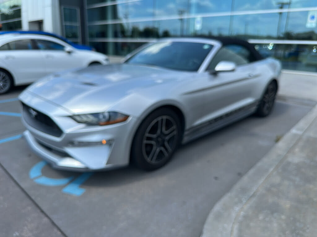 2019 FORD Mustang