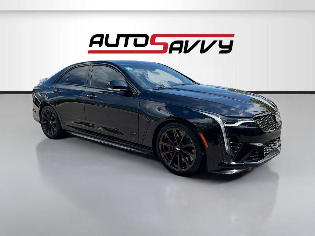 2022 CADILLAC CT4