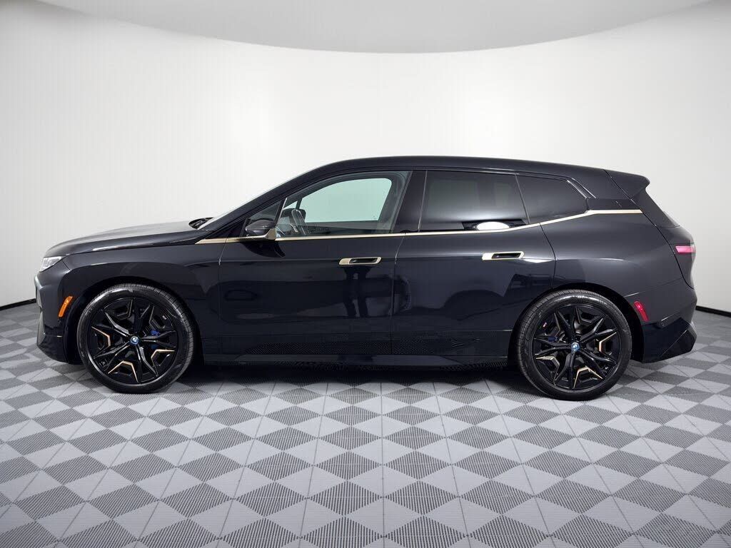 2024 BMW iX