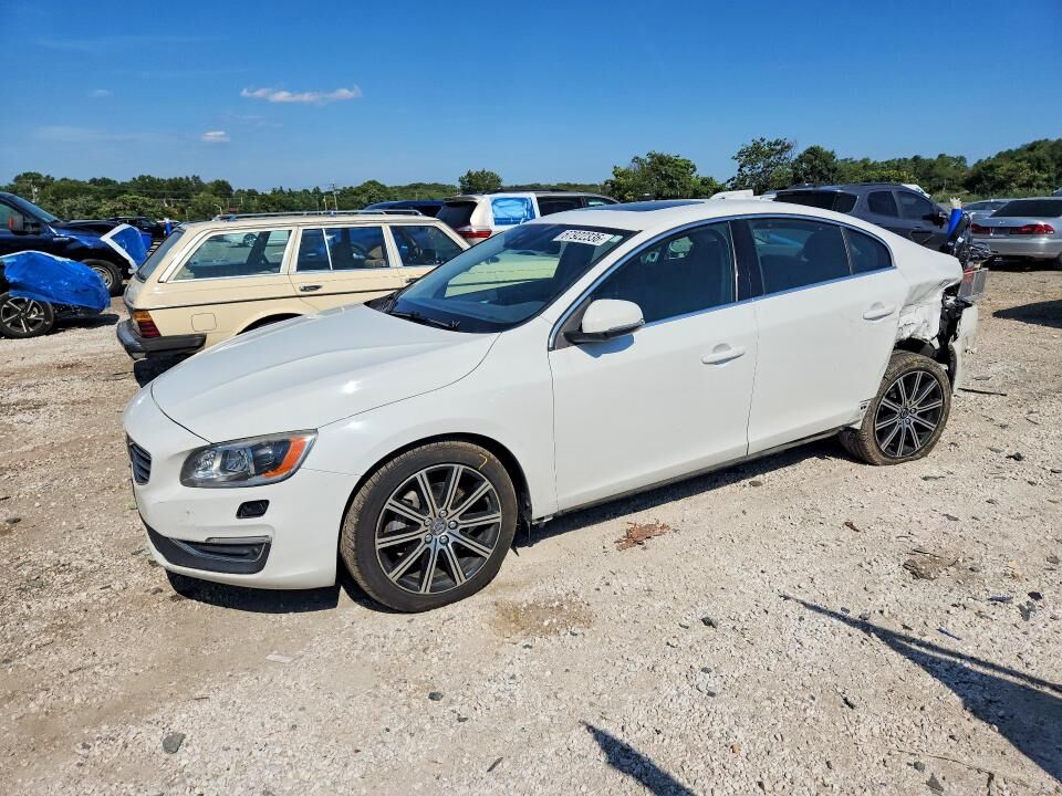 2016 VOLVO S60