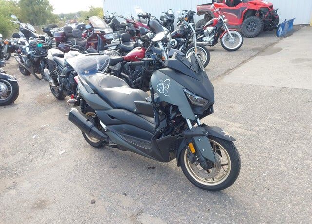 2020 YAMAHA CZD300A