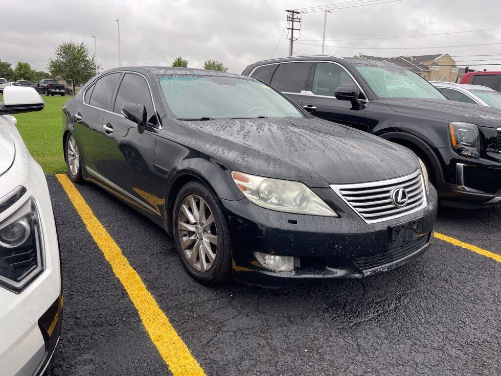 2010 LEXUS LS