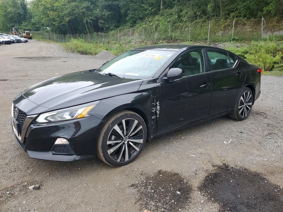 2022 NISSAN Altima