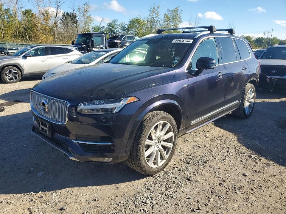 2016 VOLVO XC90