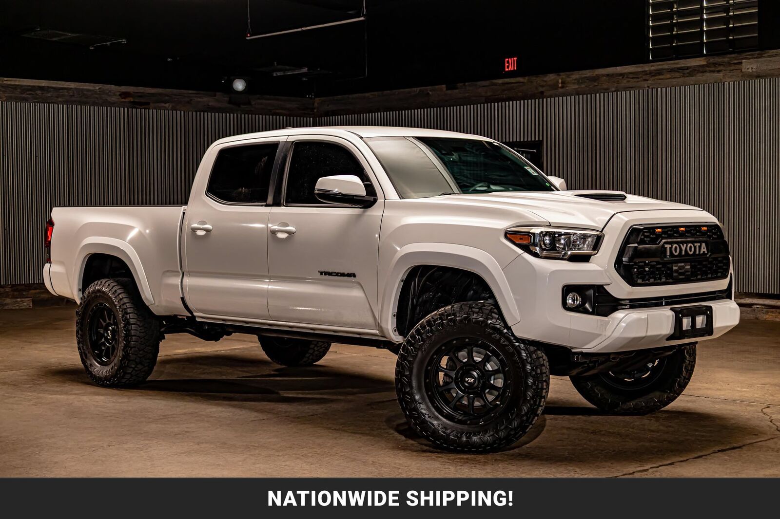 2019 TOYOTA Tacoma