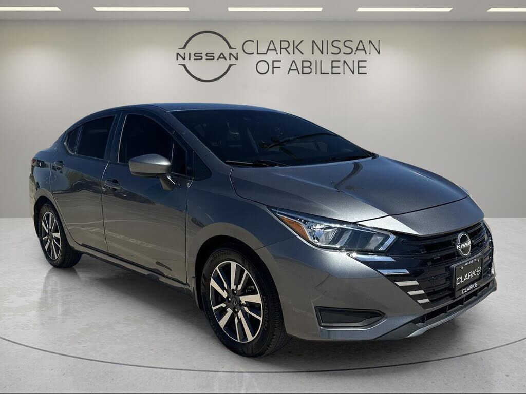 2024 NISSAN Versa