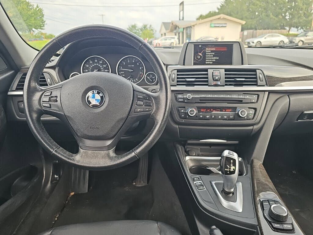 2015 BMW 320i