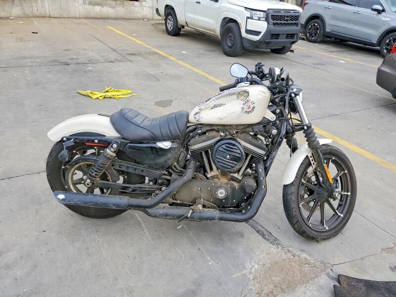 2022 HARLEY DAVIDSON Iron 883