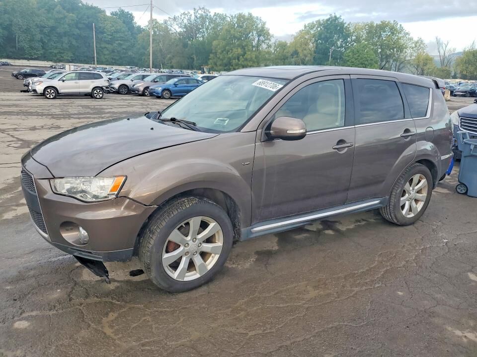 2013 MITSUBISHI Outlander